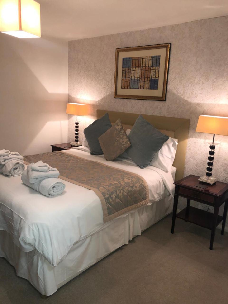 랜드퍼드 캐머론 하우스 B&B 외부 사진