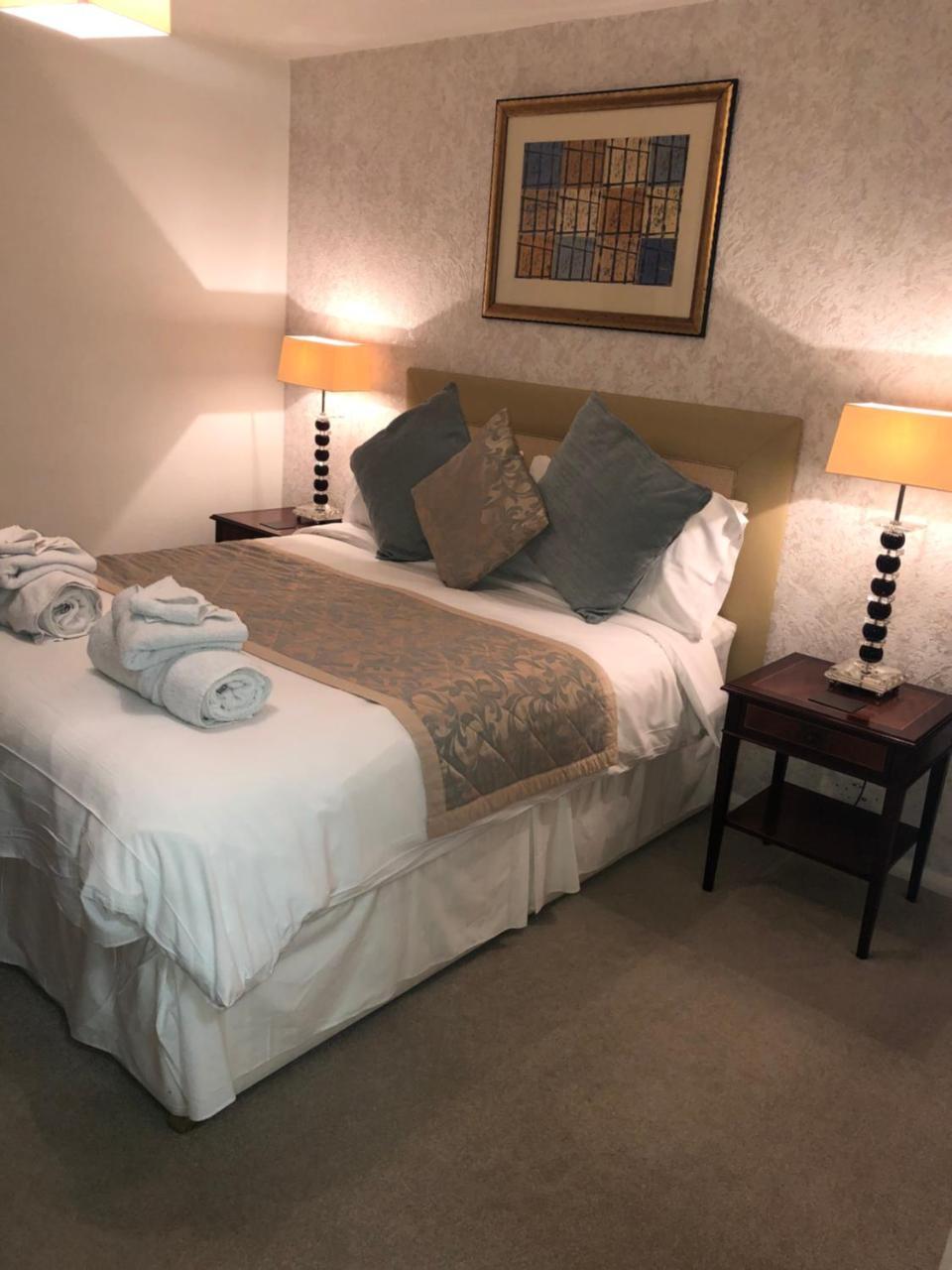 랜드퍼드 캐머론 하우스 B&B 외부 사진